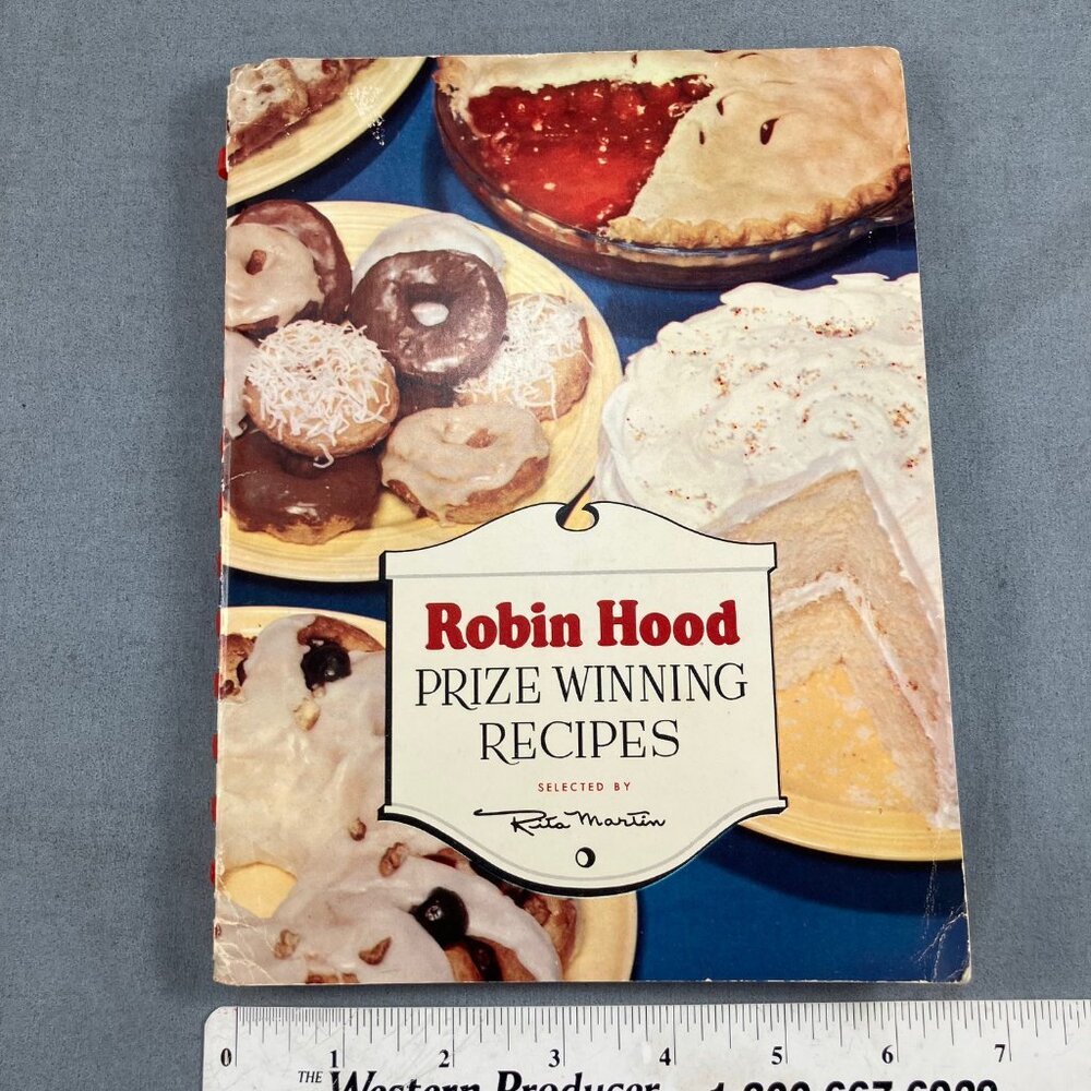 Robin Hood Prize Winning Recipes Book Cookbook Vintage 1953 Color Spiral Bound